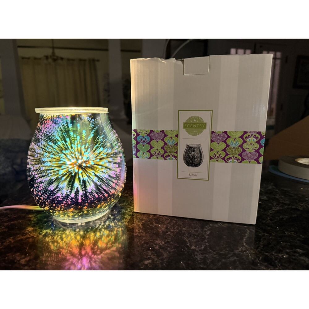 Scentsy Nova Wax Melt Night Light Home Fragrance Blue Metallic Firework - Picture 2 of 4